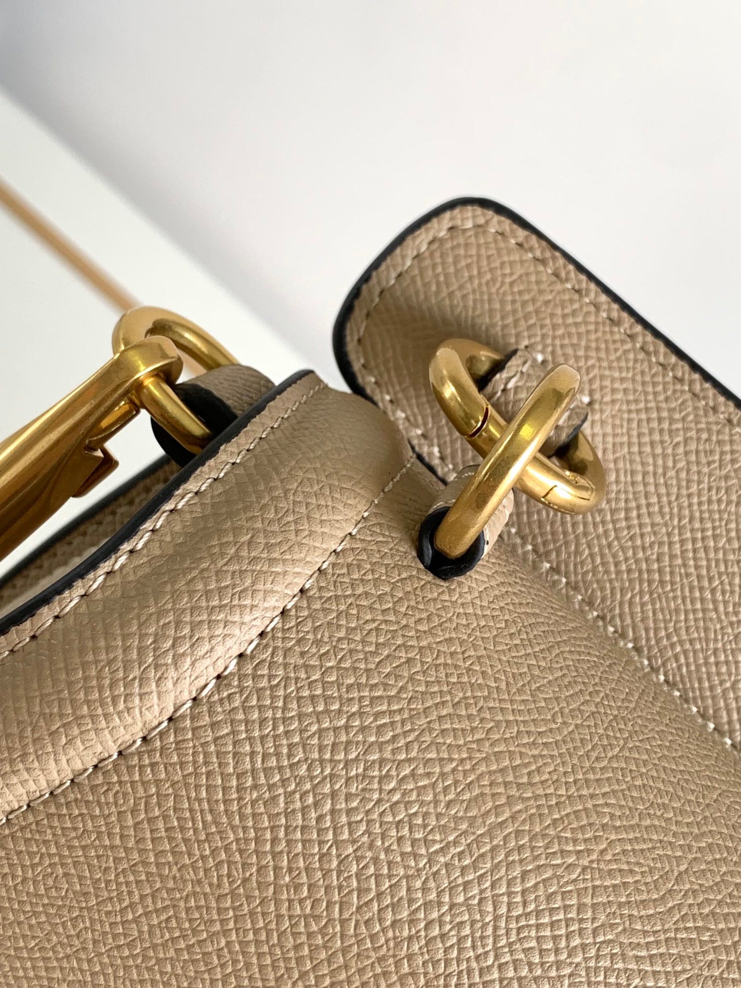 Valentino Garavani VSLING Small Leather Top Handle Bag