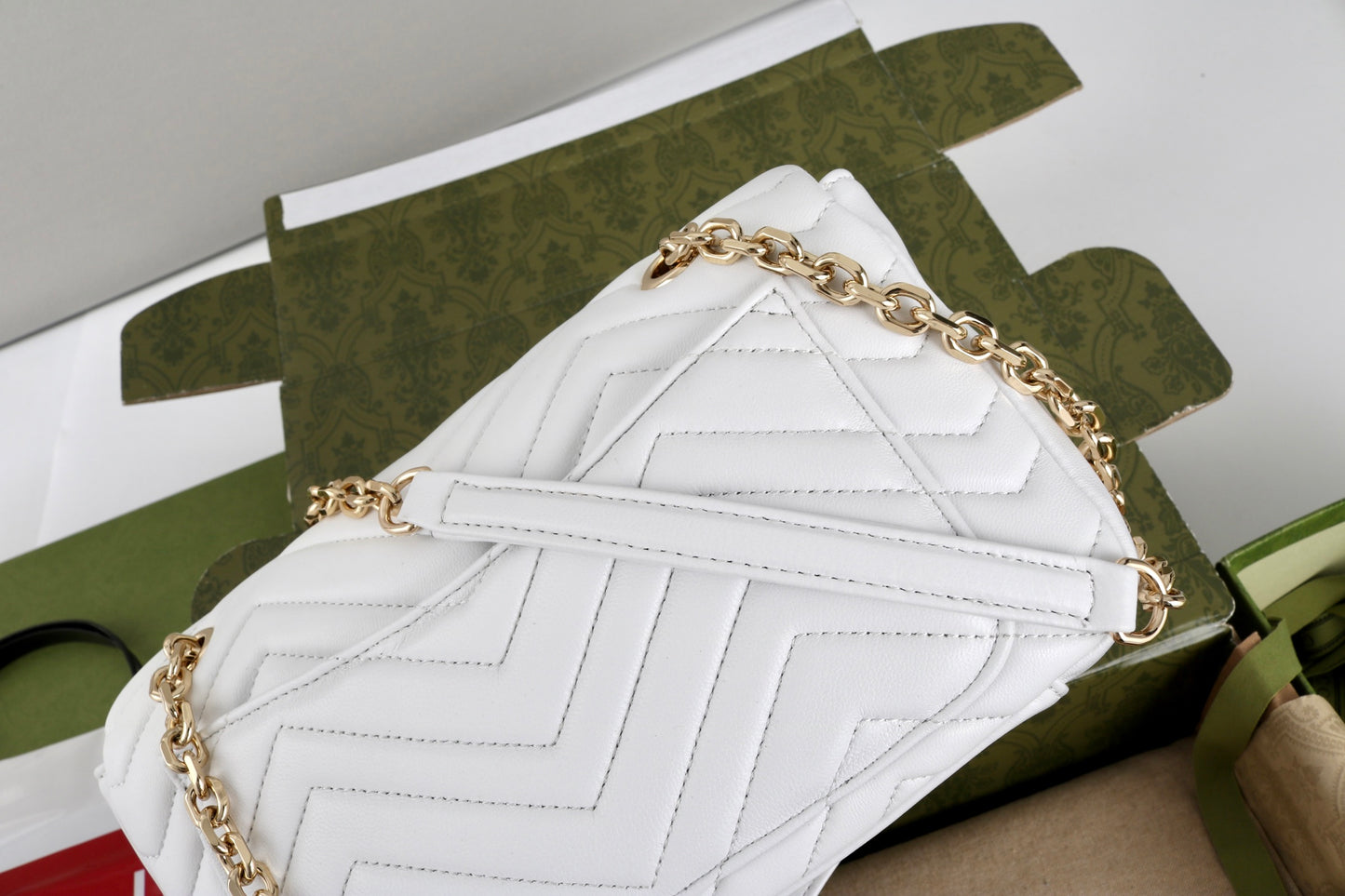 Gucci GG Marmont Shoulder Bag white