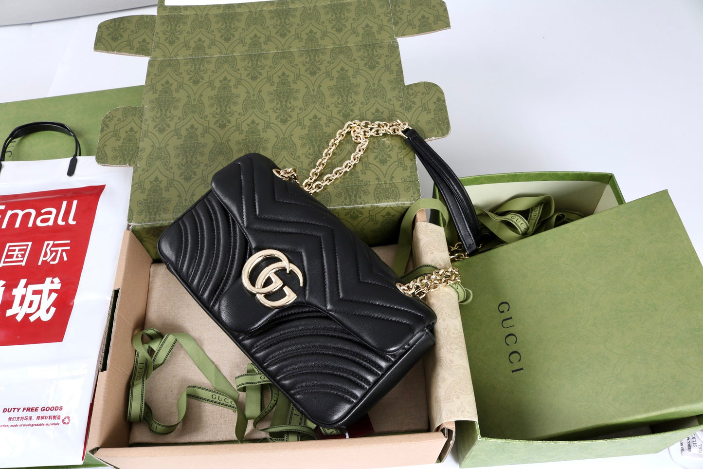 Gucci GG Marmont Shoulder Bag Black