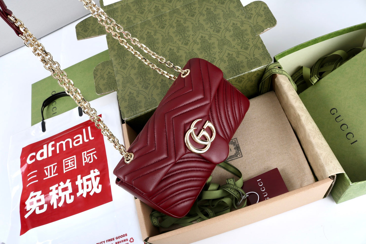 Gucci GG Marmont Shoulder Bag