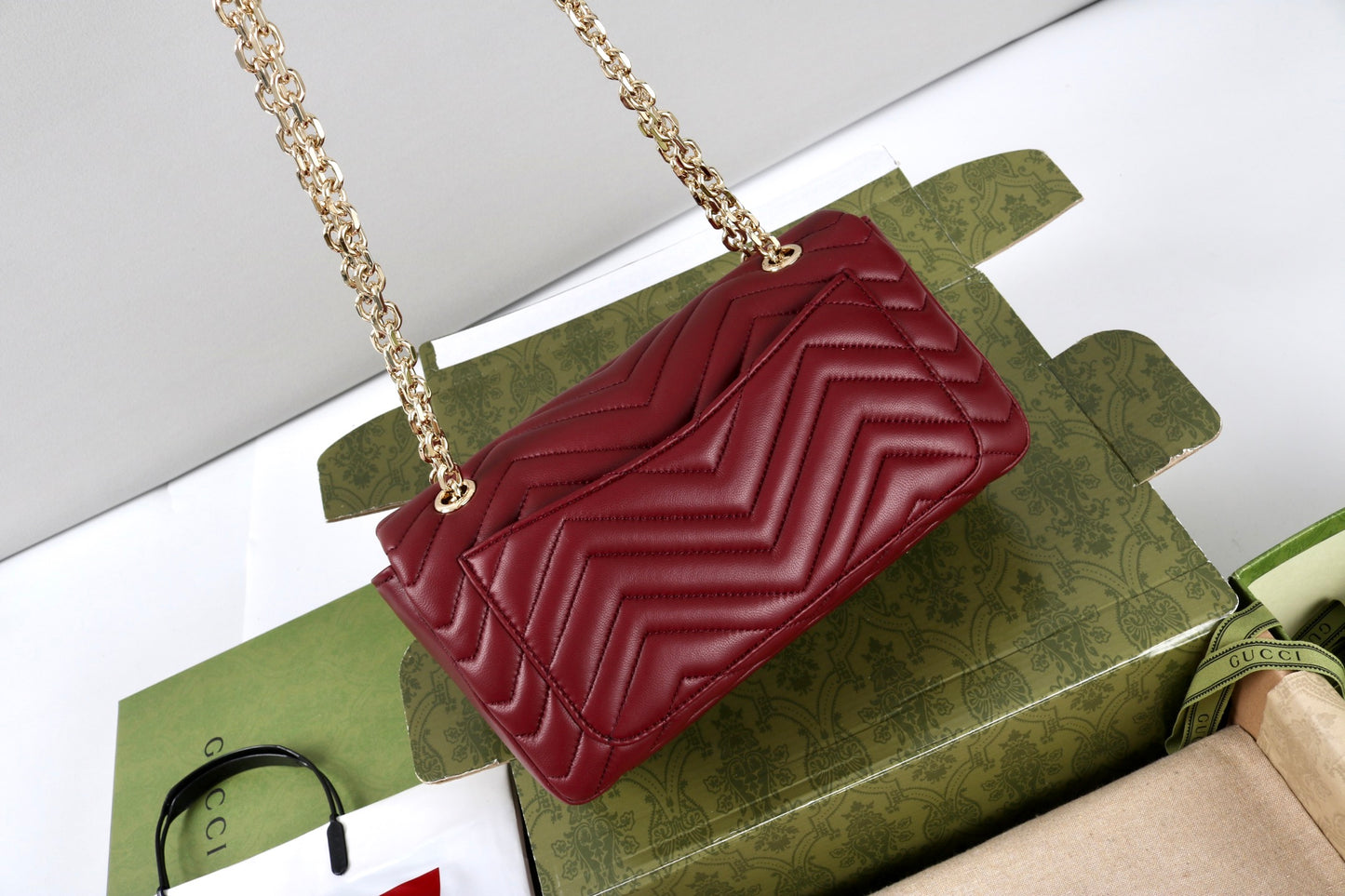 Gucci GG Marmont Shoulder Bag