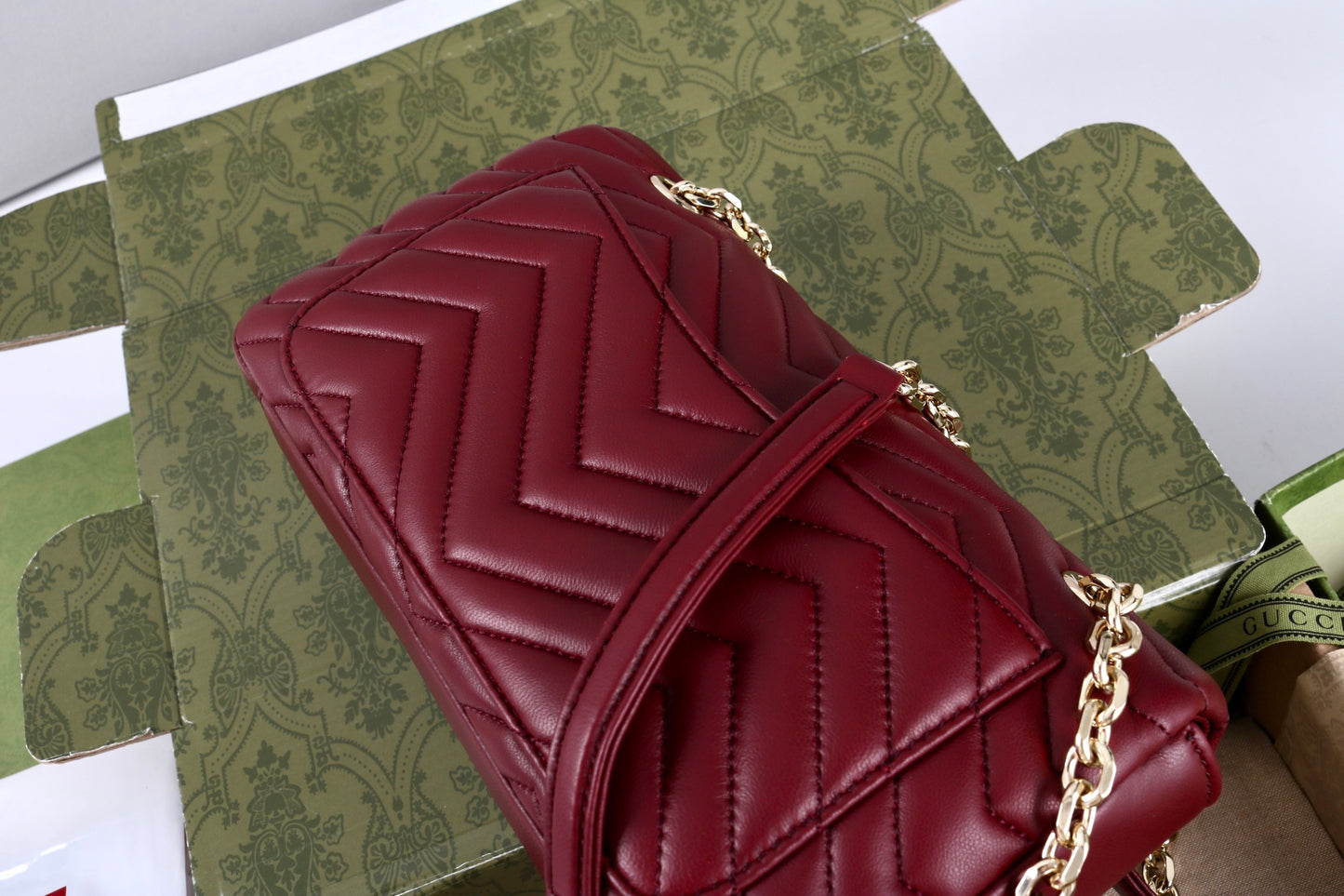 Gucci GG Marmont Shoulder Bag
