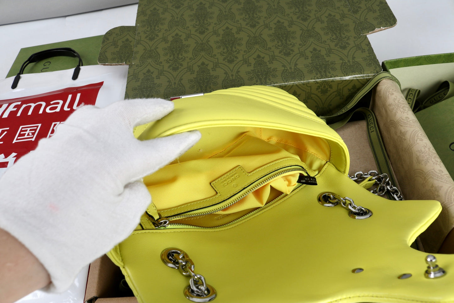 Gucci GG Marmont Shoulder Bag Yellow