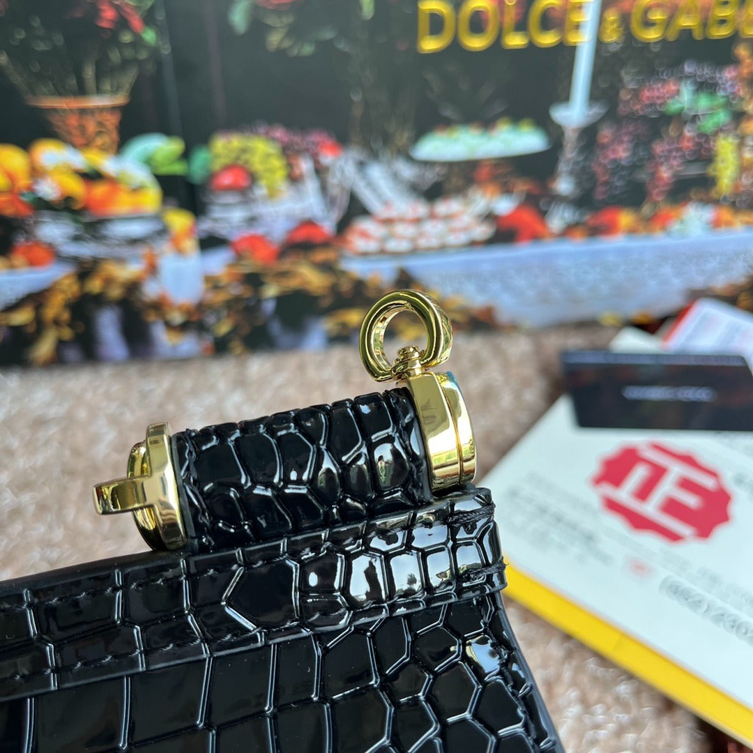 Dolce & Gabbana DG Sicily bag