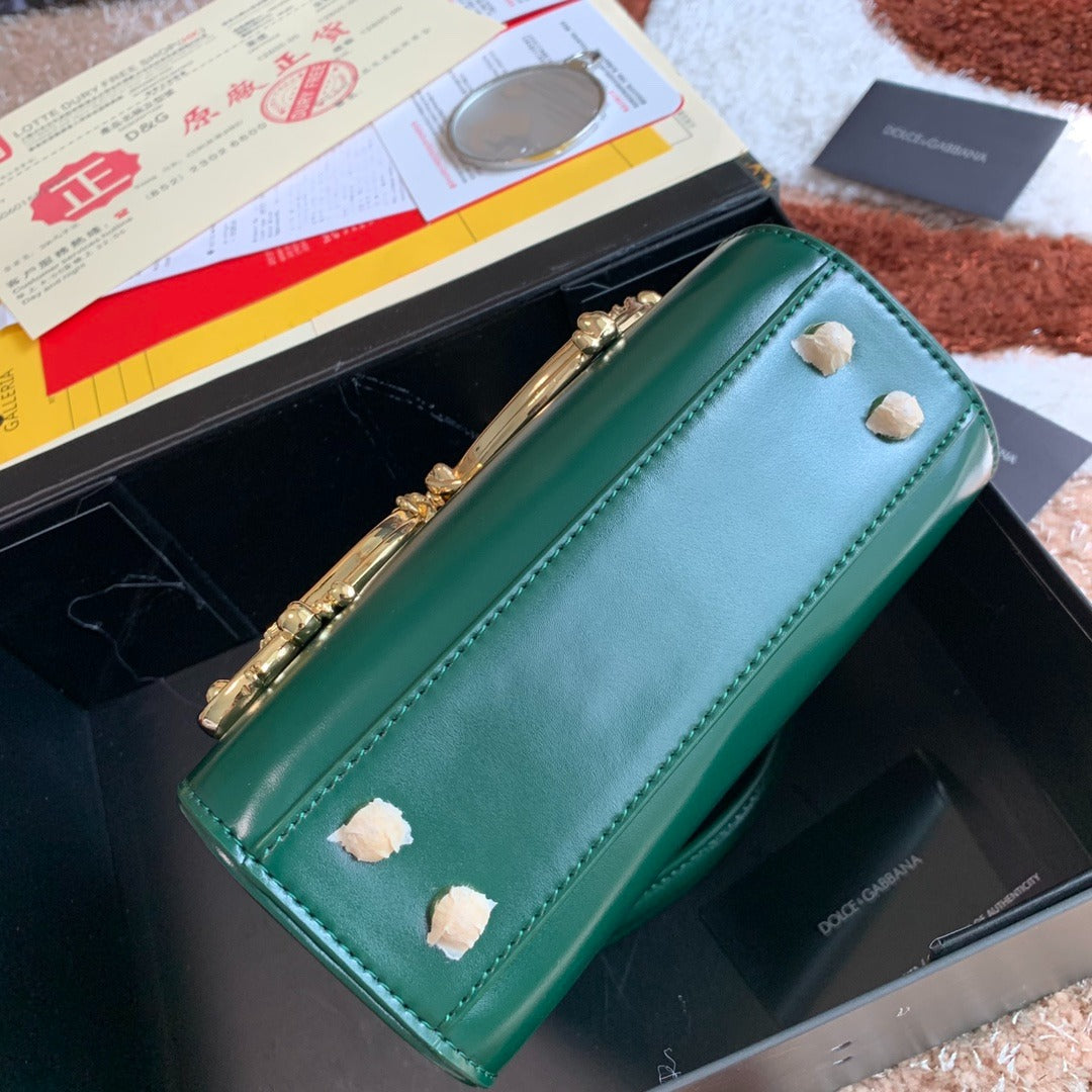 Dolce & Gabbana DG Girls shoulder bag
