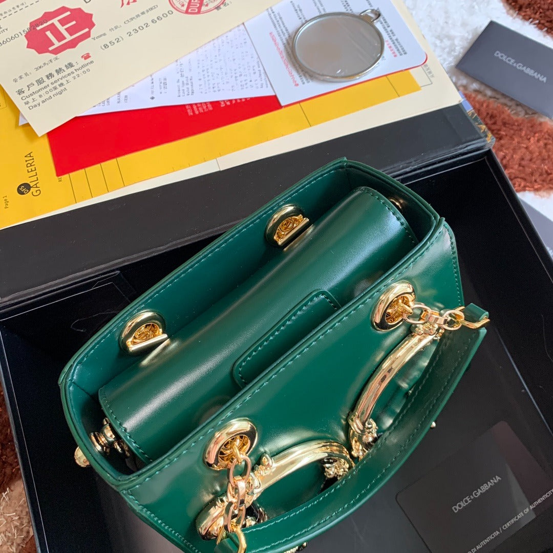Dolce & Gabbana DG Girls shoulder bag