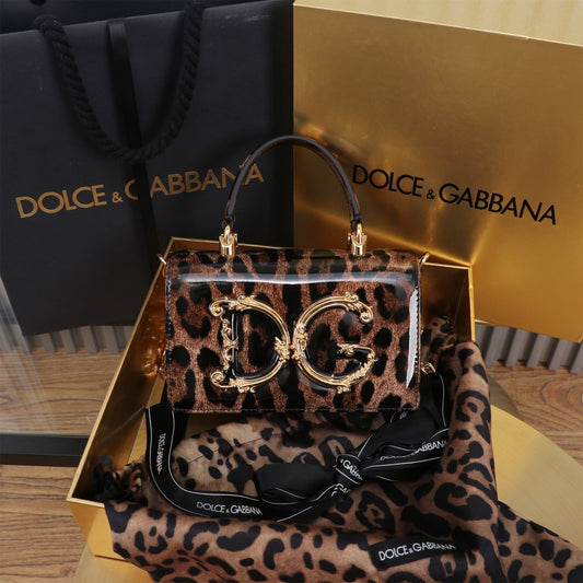 Dolce & Gabbana mini DG Girls bag