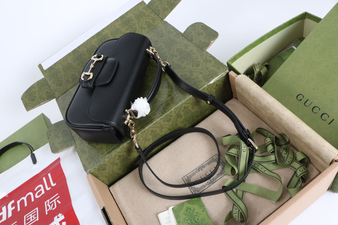 Gucci GG 1955 Horsebit Shoulder Bag Black
