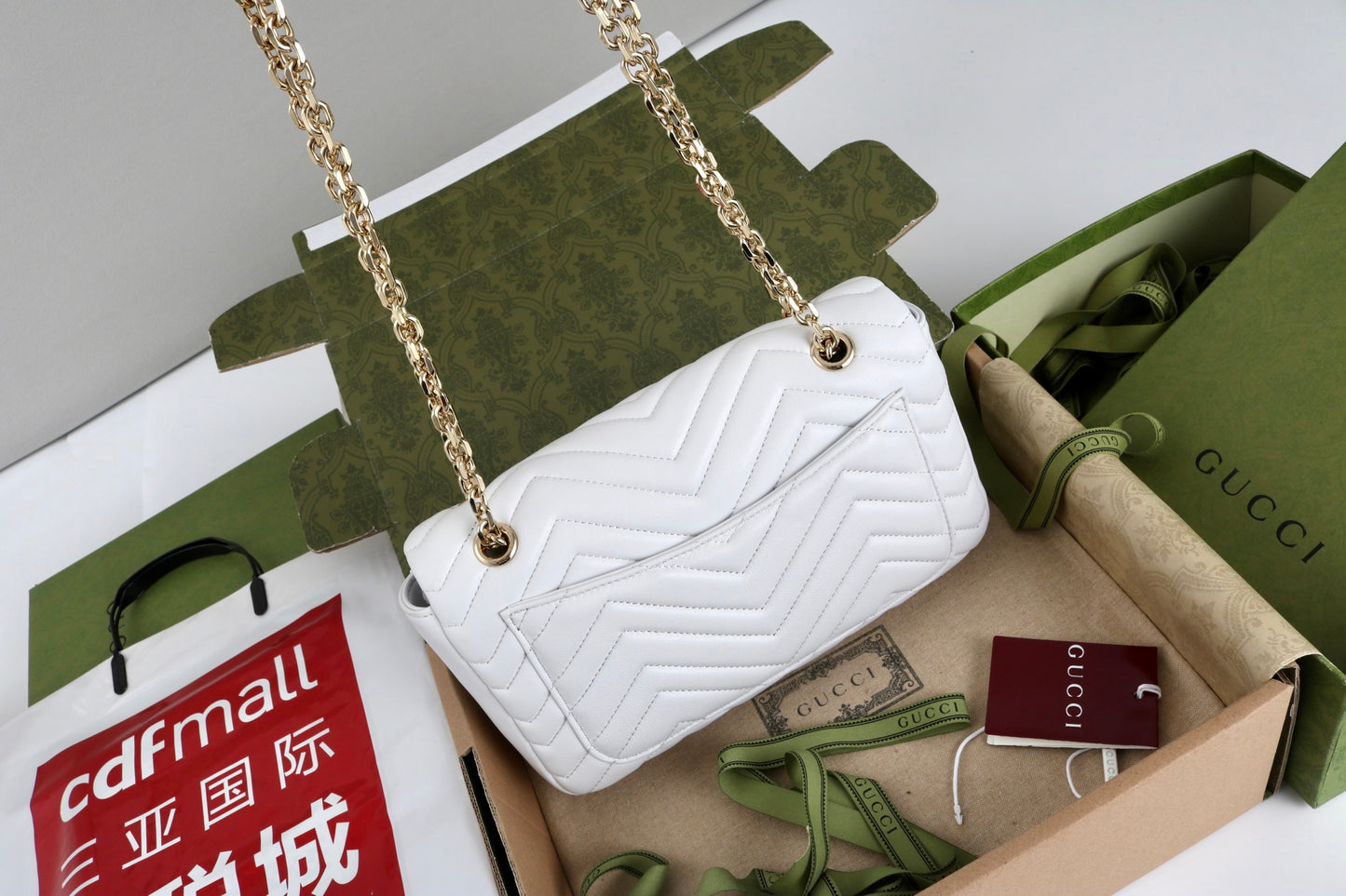 Gucci GG Marmont Shoulder Bag white