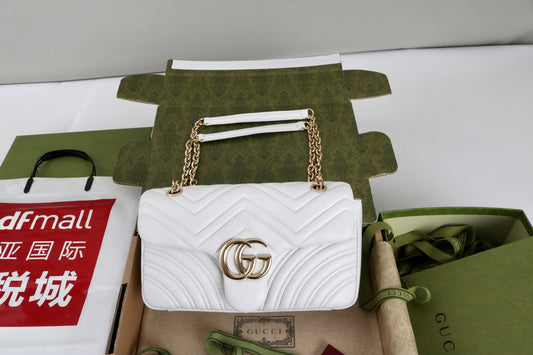 Gucci GG Marmont Shoulder Bag white