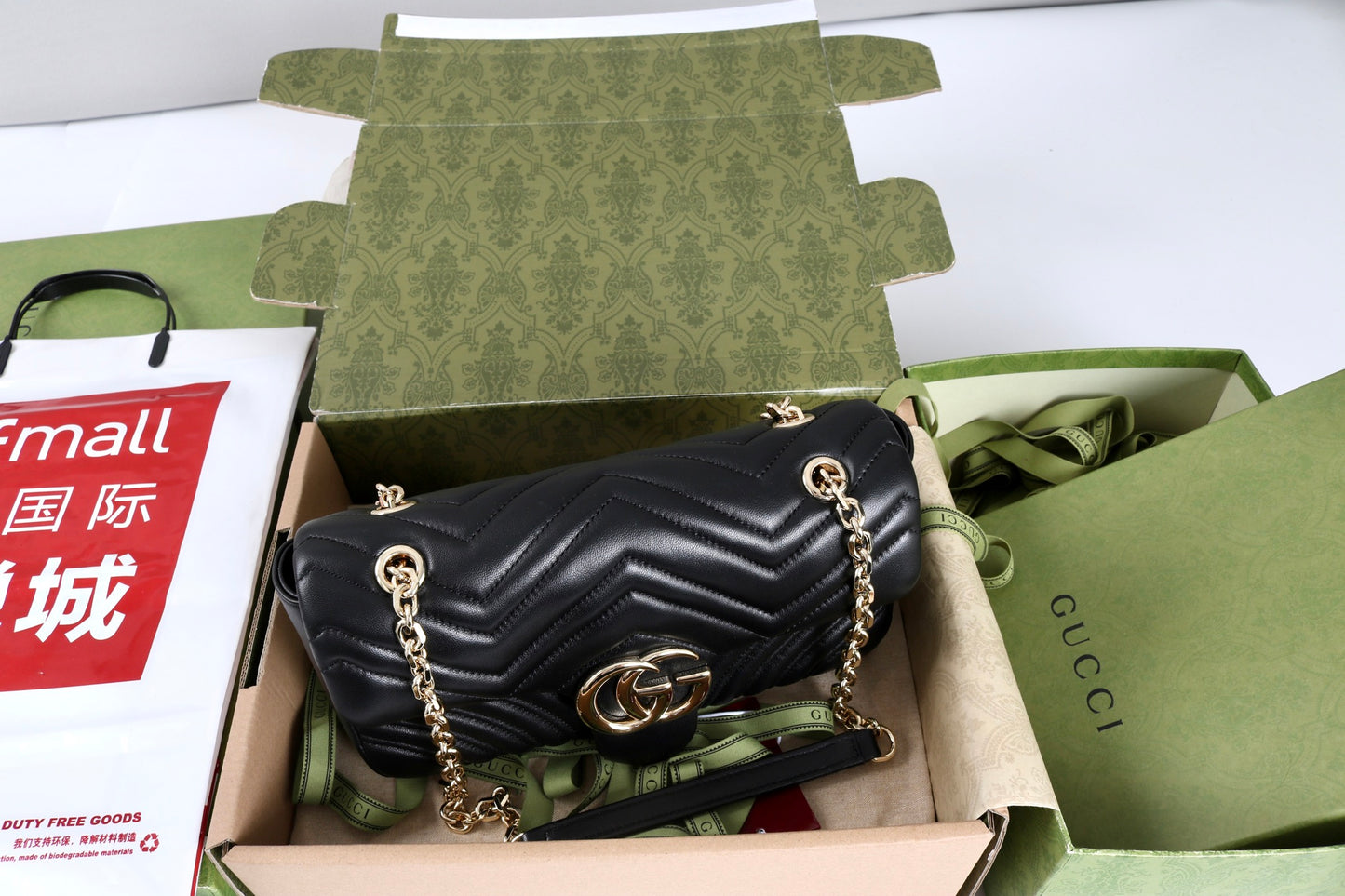 Gucci GG Marmont Shoulder Bag Black