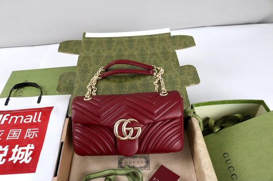 Gucci GG Marmont Shoulder Bag